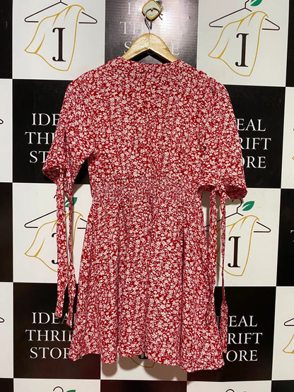 |S| BUST 16| A8| RED AND WHITE FLORAL PRINT SLEEVE-TIE MINI DRESS