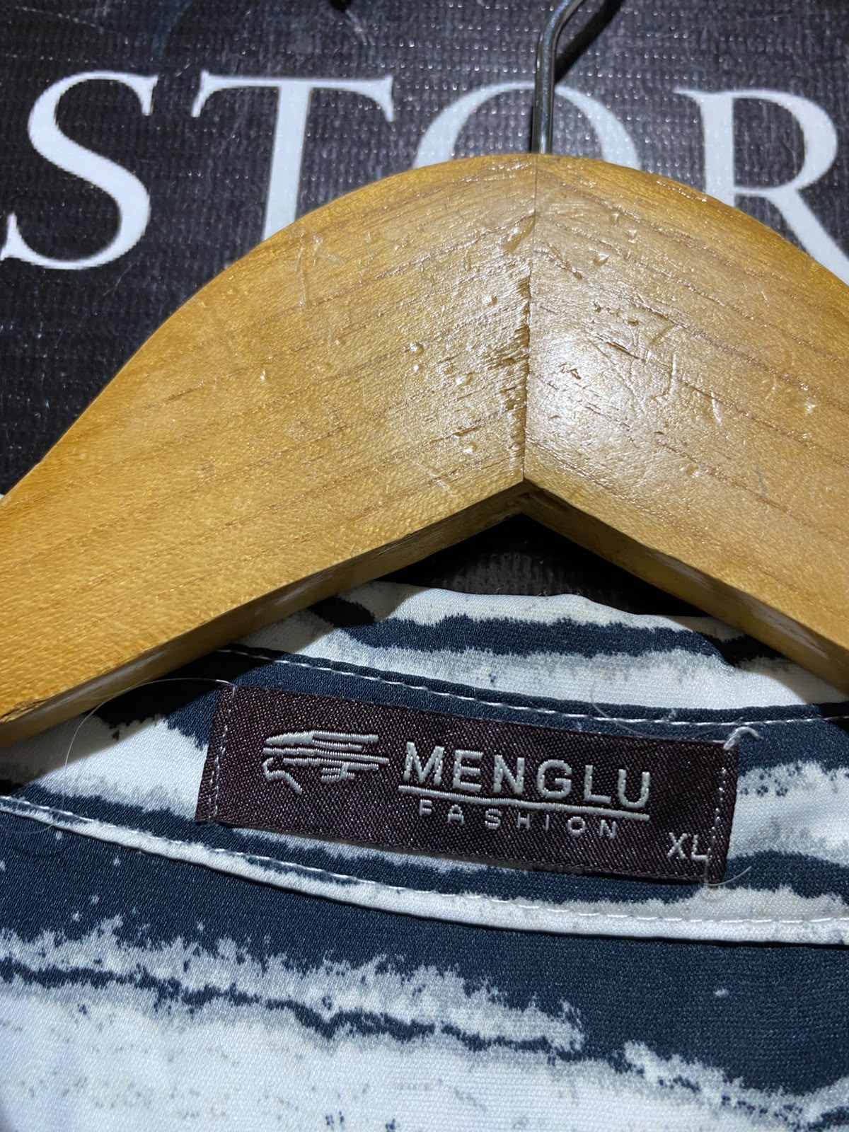 MENGLU |XL| BUST 23| A8|MONOCHROME ABSTRACT STRIPED LONG SLEEVE SHIRT