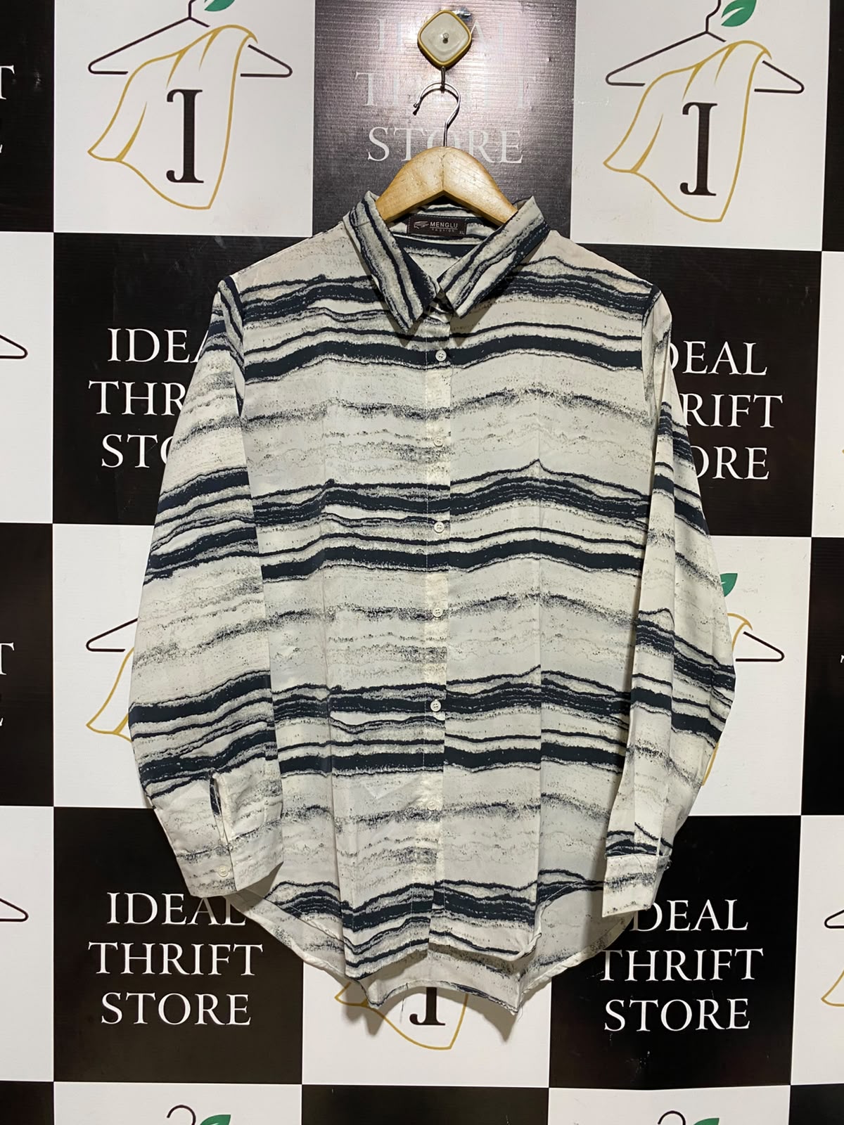 MENGLU |XL| BUST 23| A8|MONOCHROME ABSTRACT STRIPED LONG SLEEVE SHIRT