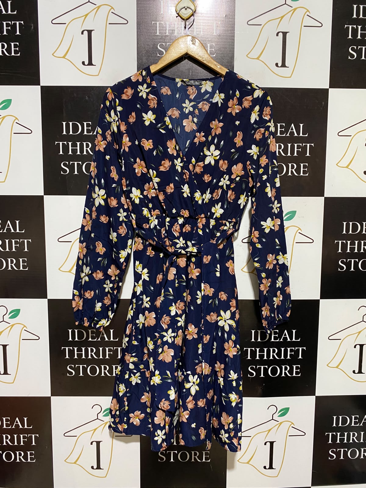 SHEIN |L| BUST 18| A8| NAVY BLUE FLORAL SURPLICE WAIST-TIE MINI DRESS
