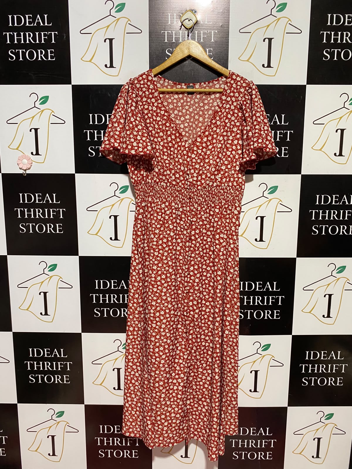SHEIN CURVE |XL| BUST 18| A9| FLORAL PRINT V-NECK FLUTTER SLEEVE MAXI DRESS - RED & WHITE