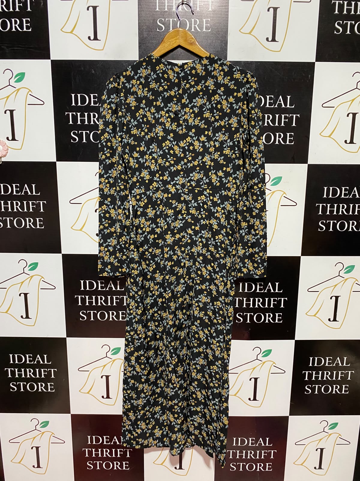 MISSGUIDED |M| BUST 16| A9| FLORAL PRINT LONG SLEEVE MAXI DRESS - BLACK & YELLOW