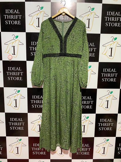 SHEIN |XL| BUST 20| A9| BOHEMIAN ANIMAL PRINT MAXI DRESS WITH CROCHET LACE TRIM - OLIVE GREEN
