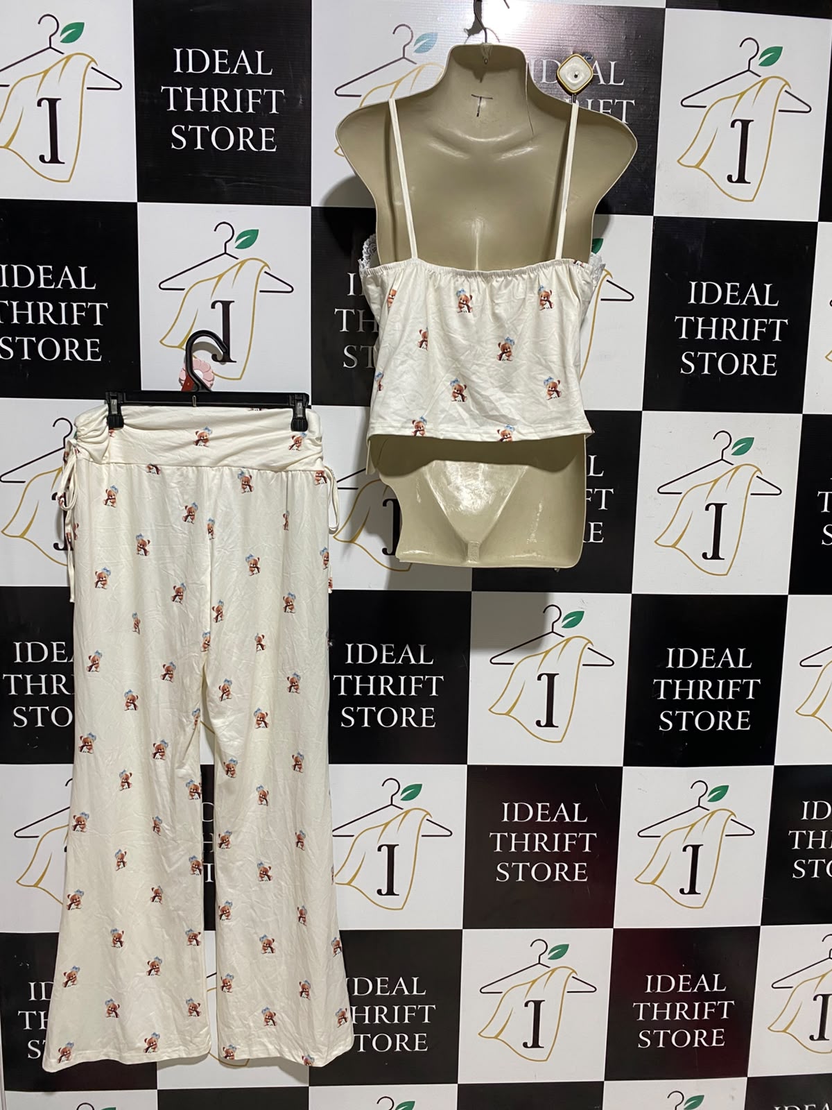 |XL| A9| TEDDY BEAR PRINT LACE-TRIM CAMI & DRAWSTRING PAJAMA TROUSER SET - CREAM