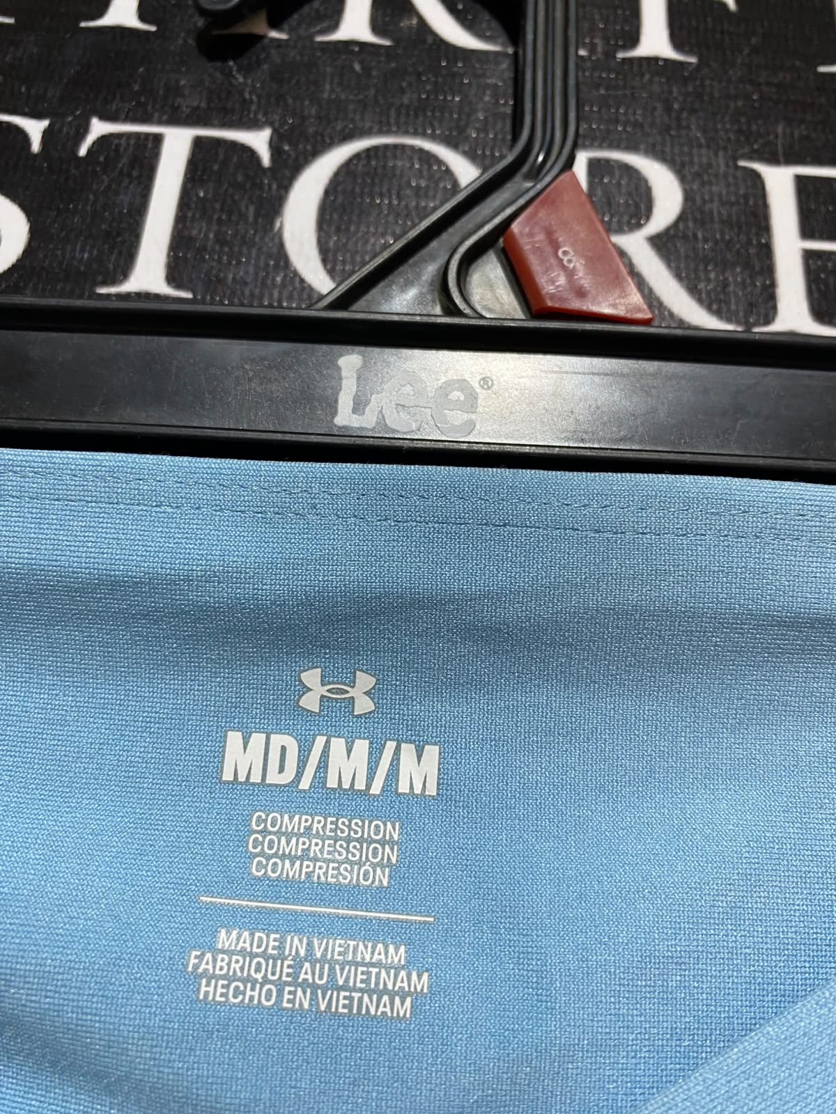 UNDER ARMOUR |M| WAIST 28| A9| HIGH-WAISTED ATHLETIC LEGGINGS WITH SIDE POCKET - SKY BLUE