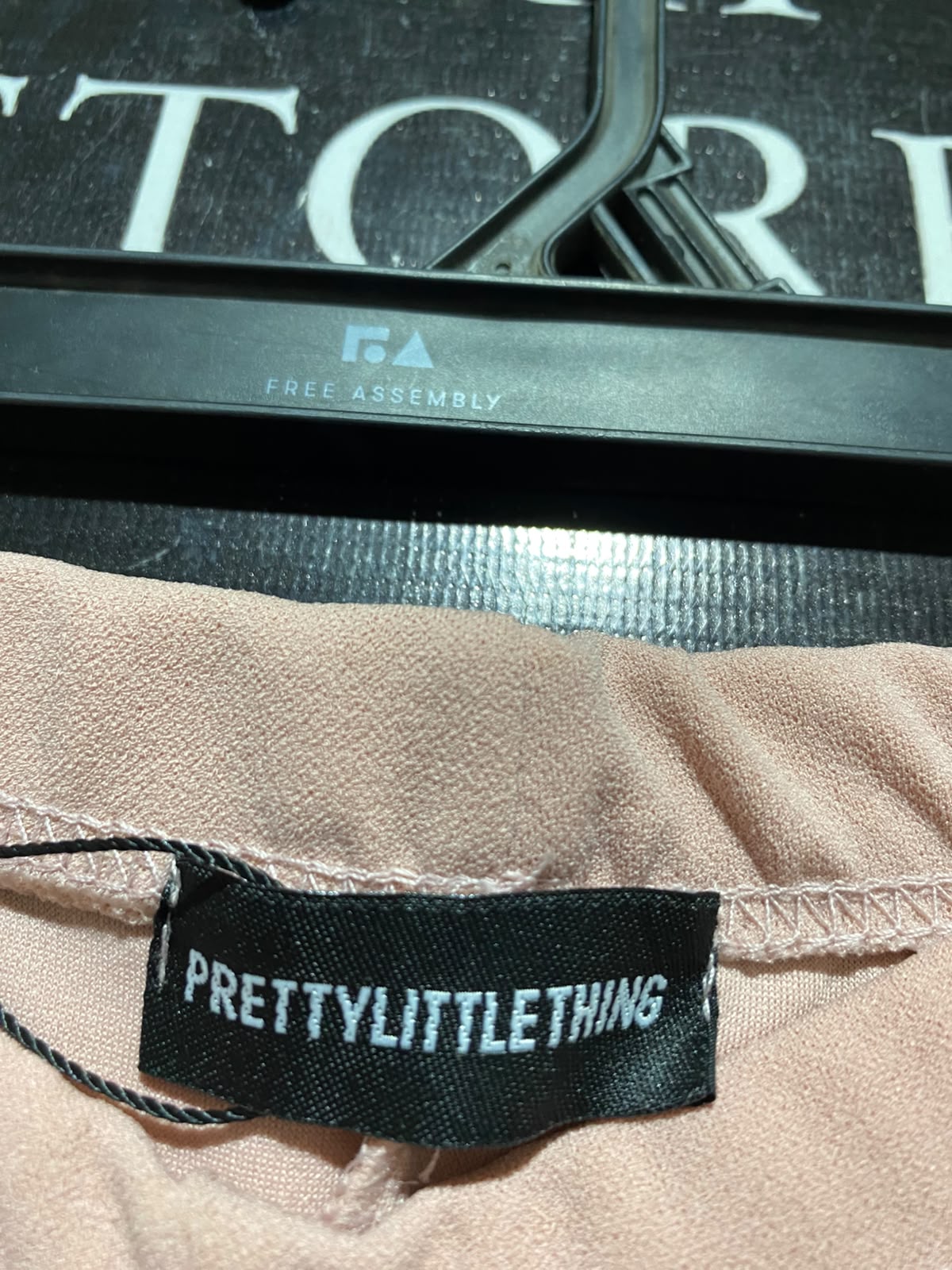 PRETTYLITTLE THING |XS| WAIST 24| A9| HIGH-WAISTED STRETCH WIDE-LEG TROUSERS - DUSTY ROSE / PEACH