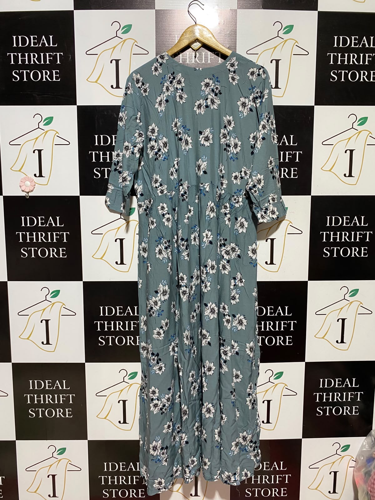 |XL| BUST 23| A9| FLORAL PRINT BUTTON-FRONT MAXI DRESS - DUSTY SAGE GREEN