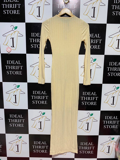 PRETTYLITTLE THING |S| BUST 14| A8| LONG-SLEEVE RIBBED KEYHOLE MAXI DRESS - BUTTER YELLOW / CREAM