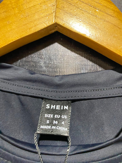 SHEIN BAE |S| BUST 15| A8| BASIC FITTED CREW NECK CROP T-SHIRT - MIDNIGHT BLACK