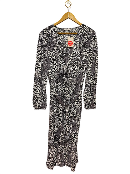 TU WOMAN |L| BUST 20| A11| MONOCHROME ANIMAL PRINT SURPLICE LONG SLEEVE MAXI DRESS - BLACK & WHITE