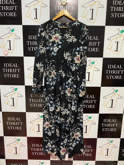SHEIN |L| BUST 20| A11| FLORAL PRINT LONG SLEEVE MAXI DRESS - BLACK