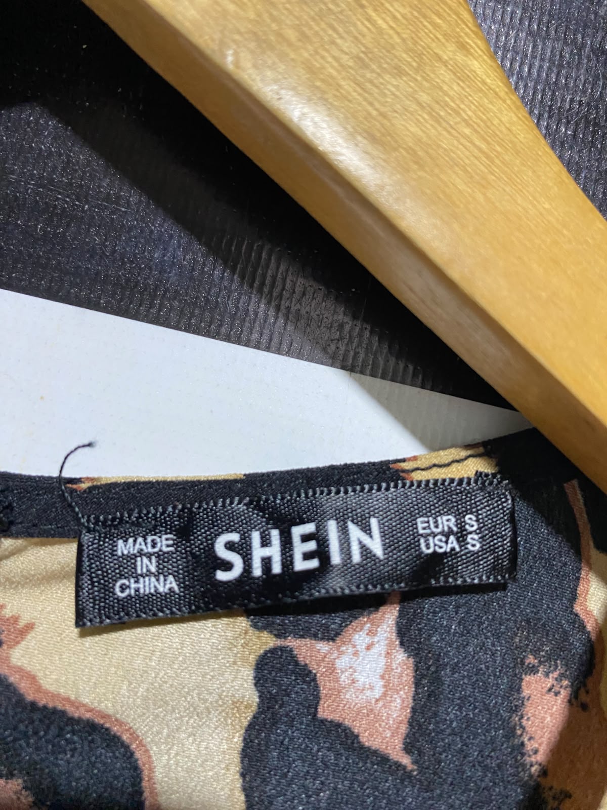 SHEIN |S| BUST 17| A11| LEOPARD PRINT V-NECK COLORBLOCK JUMPSUIT - BLACK & GOLD
