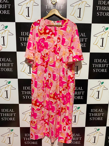 STELLA MORGAN |XL| BUST 22| A11| VIBRANT FLORAL PRINT SHORT SLEEVE MIDI DRESS - PINK & ORANGE