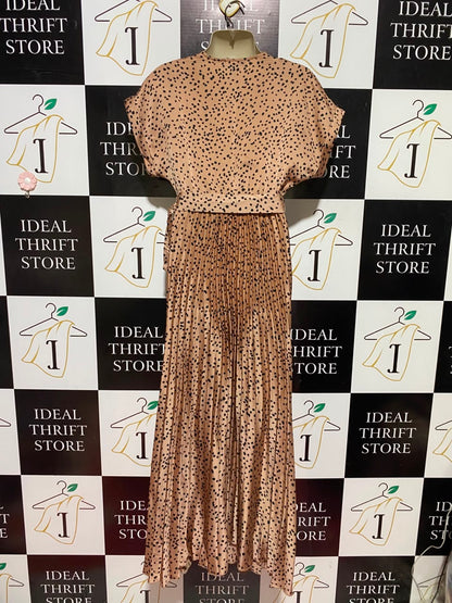 NEW LOOK |S| BUST FREE| A11 | POLKA DOT PLEATED BELTED MAXI DRESS - TAN / BEIGE