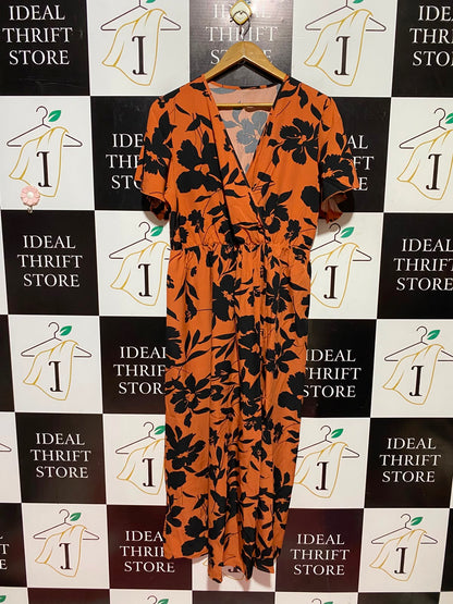 SHEIN |XL| BUST 21| A11| FLORAL PRINT SURPLICE V-NECK SHORT SLEEVE MAXI DRESS - ORANGE & BLACK