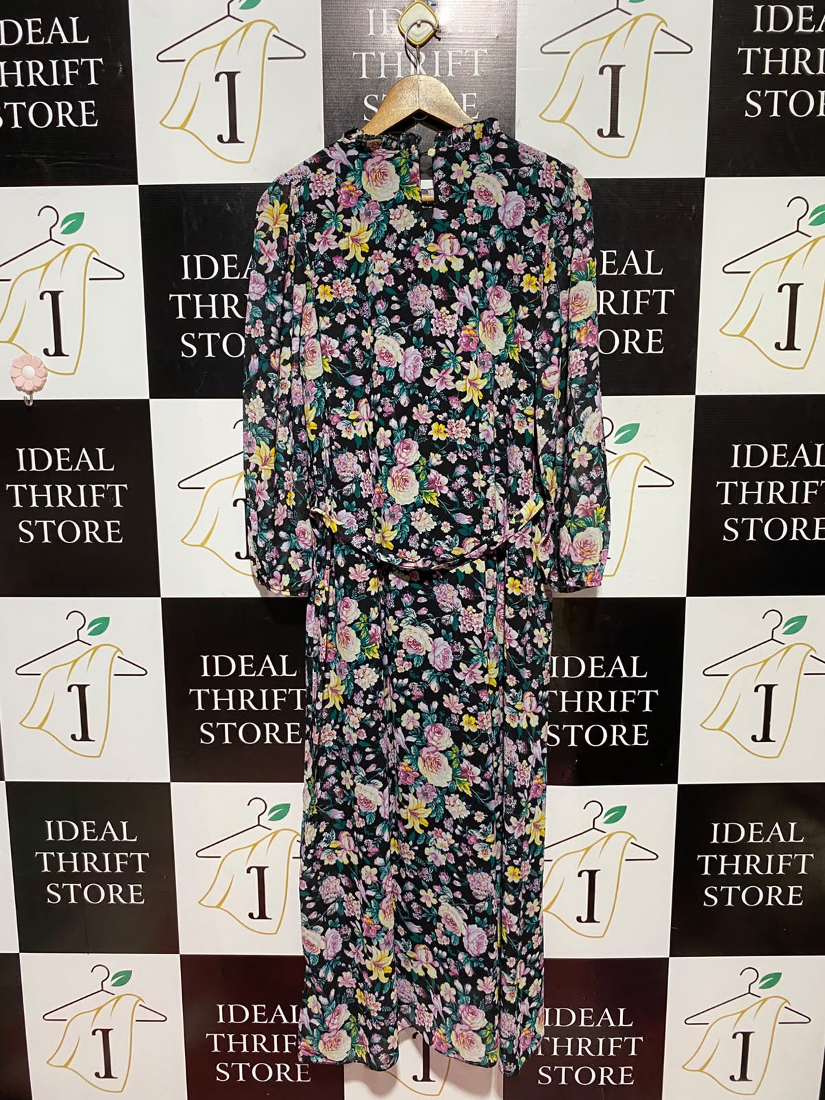 |L| BUST 19| A11| FLORAL PRINT HIGH-NECK TIE-WAIST MIDI DRESS - BLACK MULTI