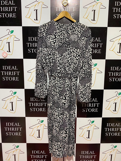TU WOMAN |L| BUST 20| A11| MONOCHROME ANIMAL PRINT SURPLICE LONG SLEEVE MAXI DRESS - BLACK & WHITE
