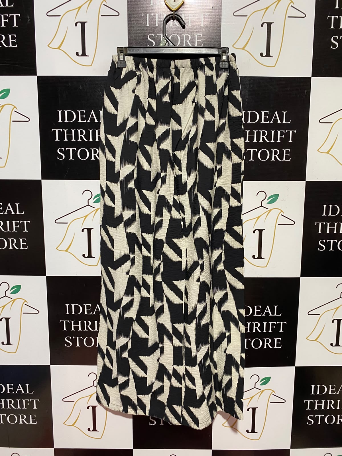 GEORGE |S| WAIST 26| A9| GEOMETRIC ABSTRACT PRINT WIDE-LEG TROUSERS - BLACK & CREAM