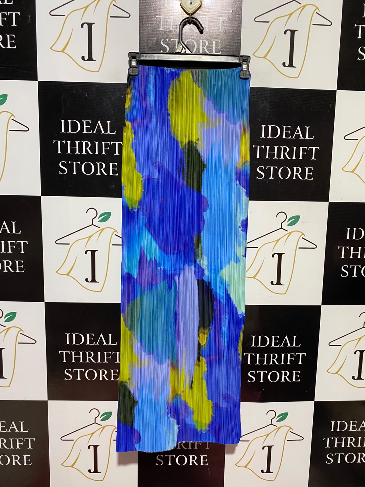 PRETTYLITTLE THING |XS| WAIST 22| A9| VIBRANT ABSTRACT WATERCOLOUR PLEATED MAXI SKIRT - MULTICOLOUR
