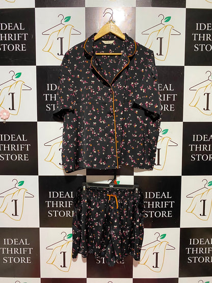 M&S |L| A9| WOMEN'S FLORAL SATIN SHORT SLEEVE PYJAMA SET - BLACK