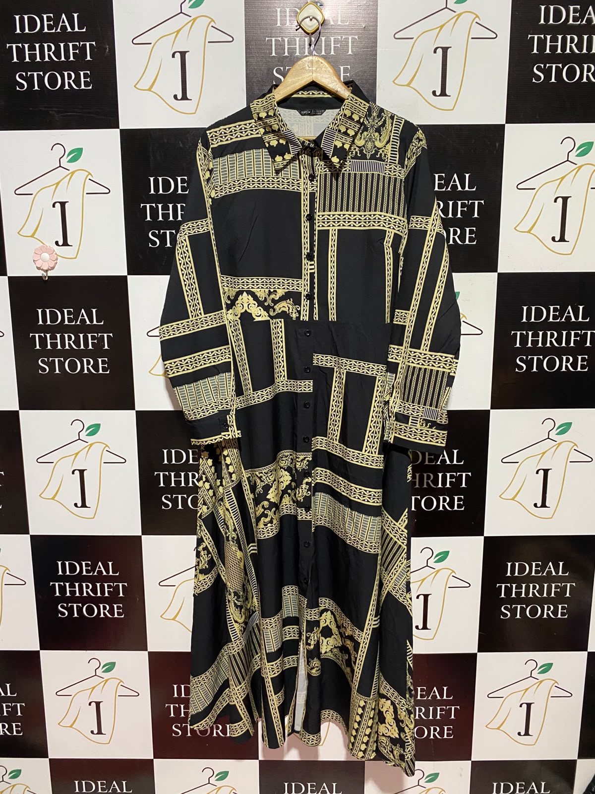 SHEIN |XL| BUST 19| A12| WOMEN'S BLACK & GOLD CHAIN PRINT MAXI SHIRT DRESS