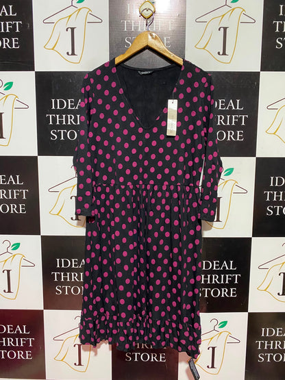 ROMAN |L| BUST 20| A12| WOMEN'S BLACK & PINK POLKA DOT V-NECK SMOCKED MIDDRESS
