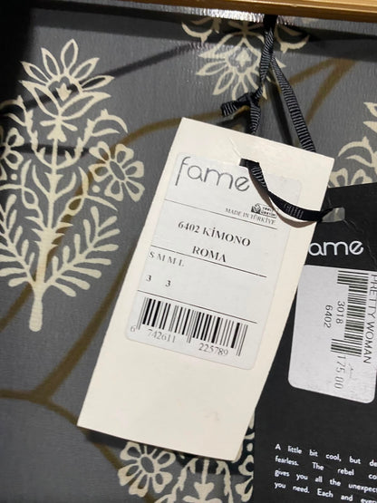 FAME |M/L| BUST 25| A12| WOMEN'S BLACK & CREAM BOTANICAL BLOCK-PRINT SHEER BELTED KIMONO CARDIGAN