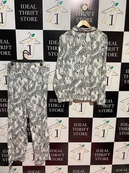 TIME TO DREAM |XL| A11|WOMEN'S BLACK & WHITE ZEBRA ILLUSTATIVE PRINT PAJAMA NIGHTWEAR SET