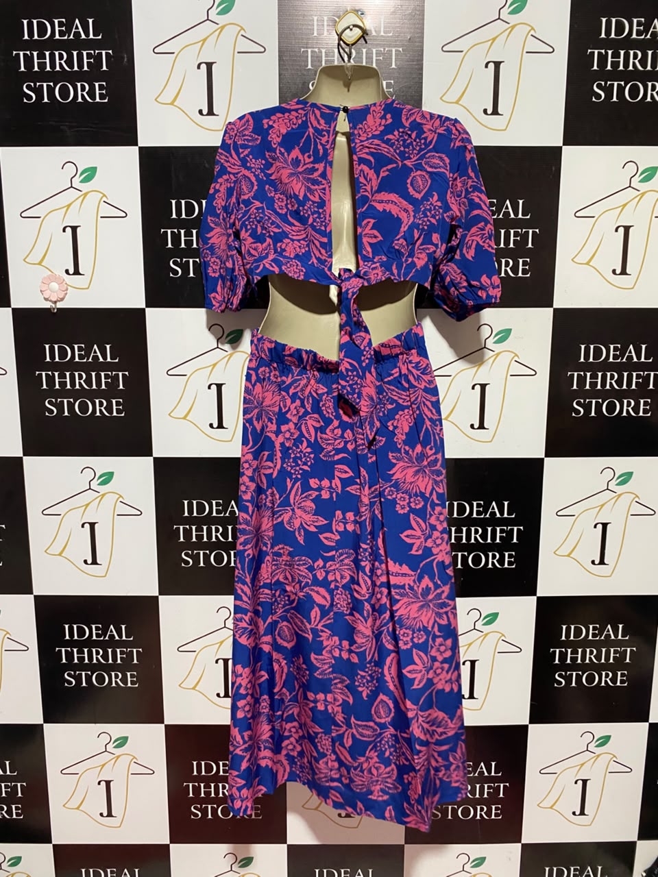 |M| BUST 16| A11| WOMEN'S VIBRANT BLUE & PINK FLORAL CUT-OUT MAXI DRESS