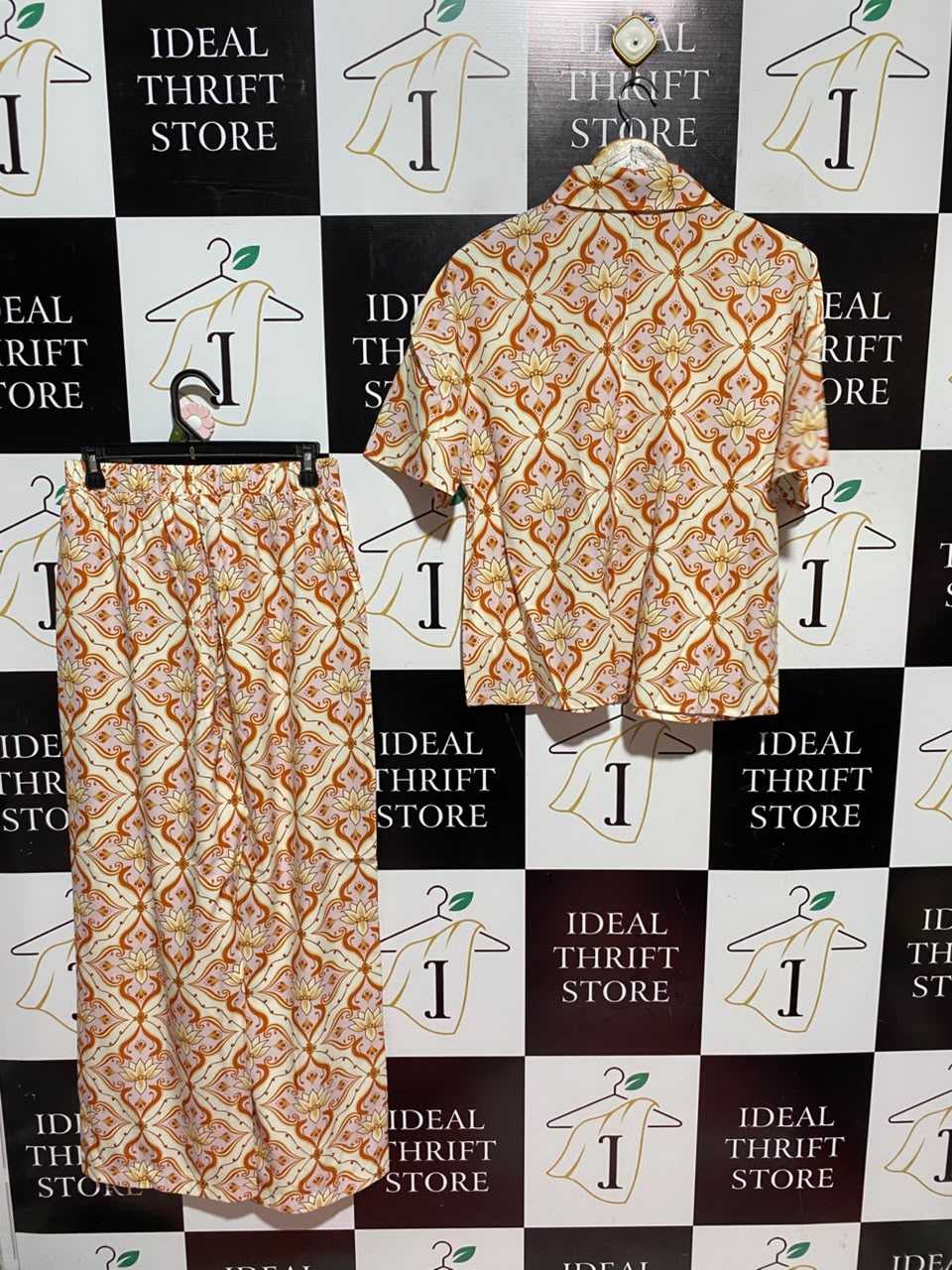 GOMORN |M| A11| WOMEN'S RETRO ORANGE & CREAM DAMASK PRINT TWO-PIECE SHIRT & TROUSER SET