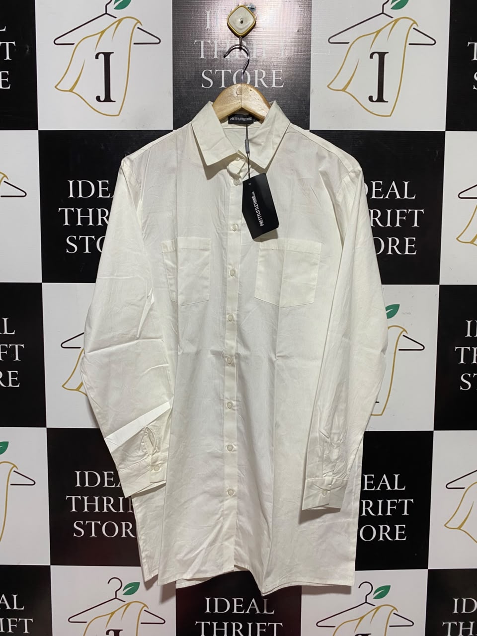 PRETTYLITTLE THING |XL| BUST 23| A11| WOMEN'S OFF-WHITE OVERSIZED BUTTON-DOWN POPLIN SHIRT DRESS