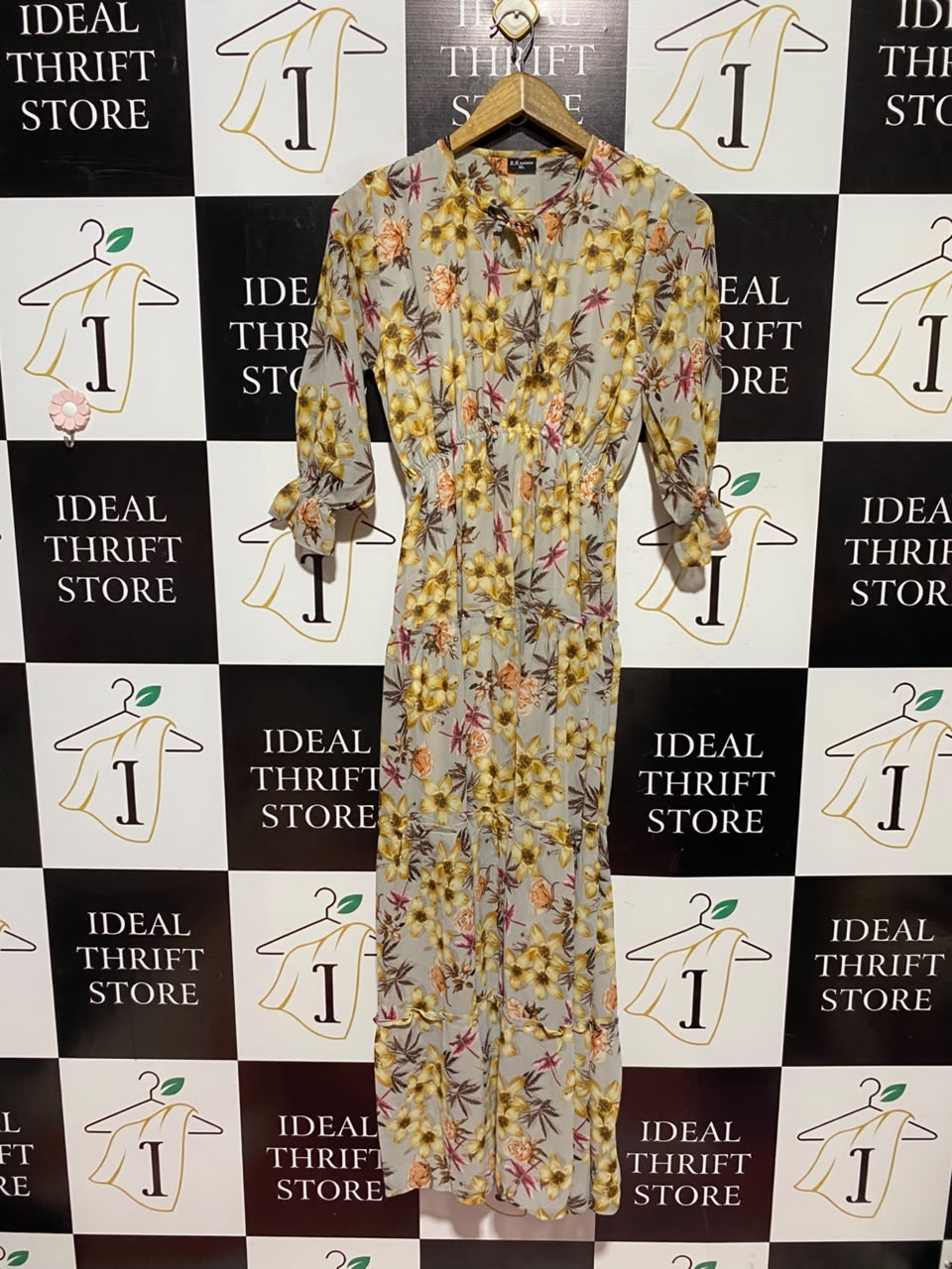 R K FASHION |XL| BUST 16| A11| WOMEN'S GREY & YELLOW FLORAL TIE-NECK TIERED MAXI DRESS