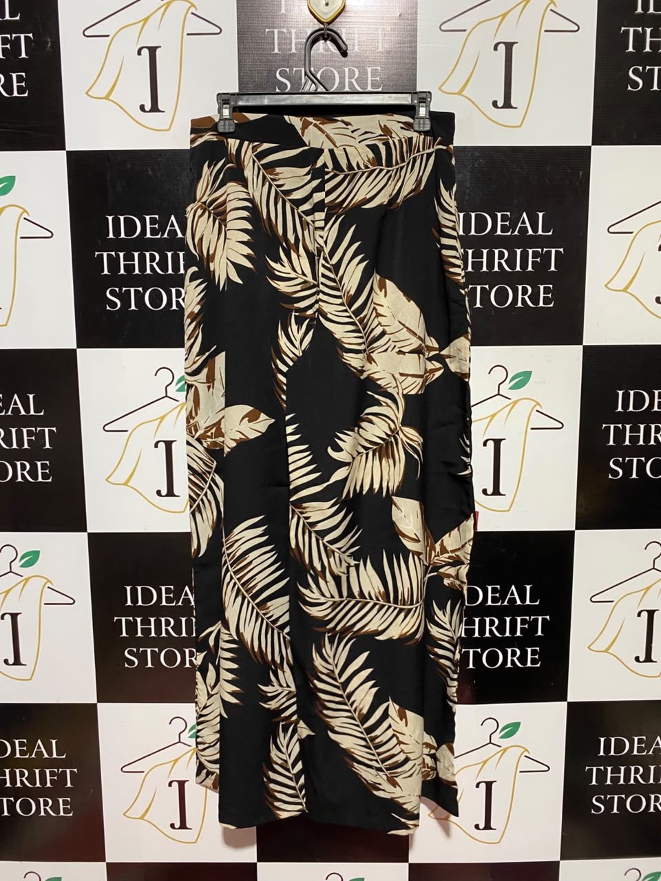 SHEIN |L| WAIST 30| A11| WOMEN'S BLACK & BEIGE TROPICAL PALM LEAF PRINT WIDE-LEG TROUSERS