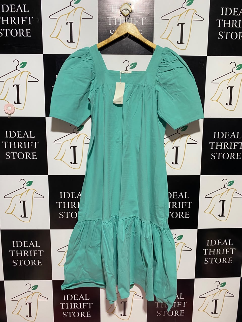 RESERVED |M| BUST 18| A13| TURQUOISE GREEN PUFF SLEEVE MIDI DRESS - SQUARE NECK TIERED DRESS
