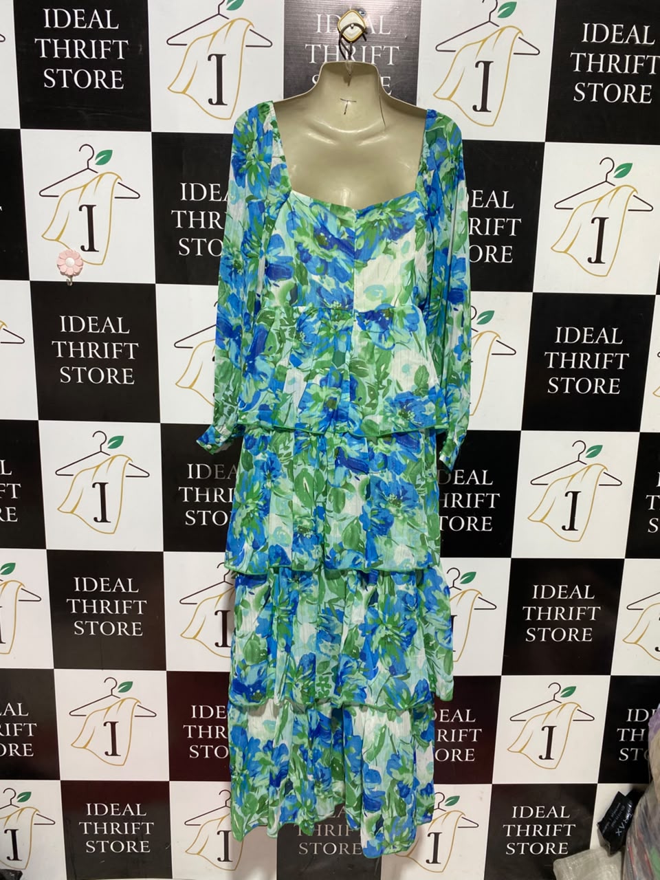 QUIZ |M| BUST 17| A12| BLUE & GREEN FLORAL TIERED MAXI DRESS - SWEETHEART NECK LONG SLEEVE DRESS