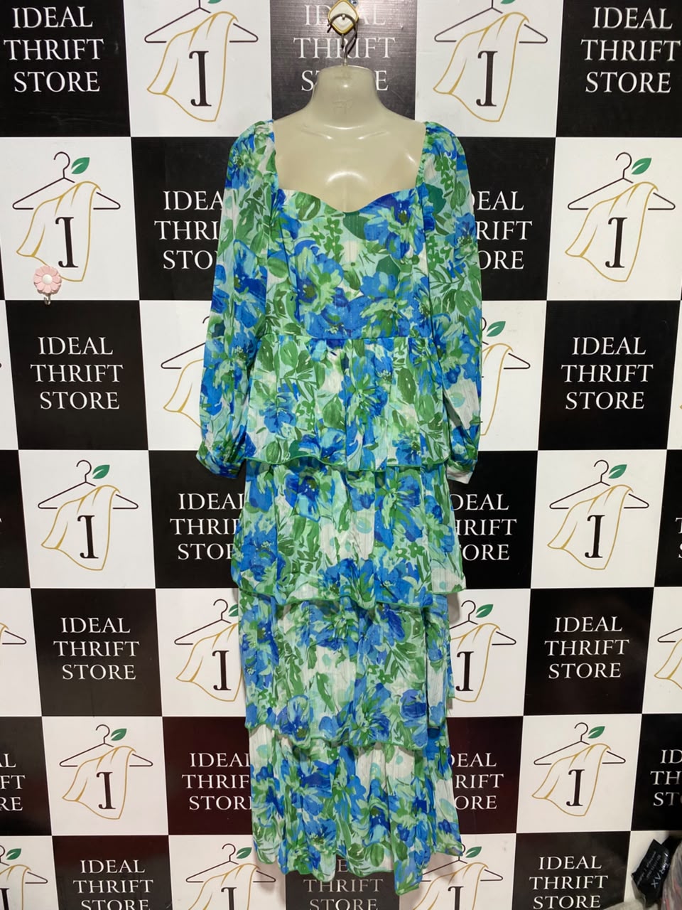 QUIZ |M| BUST 17| A12| BLUE & GREEN FLORAL TIERED MAXI DRESS - SWEETHEART NECK LONG SLEEVE DRESS