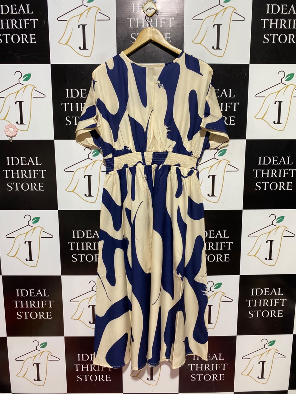 SHEIN |XL| BUST FREE| A12| BLUE & CREAM ABSTRACT PRINT MIDI DRESS - SHORT SLEEVE V-NECK DRESS