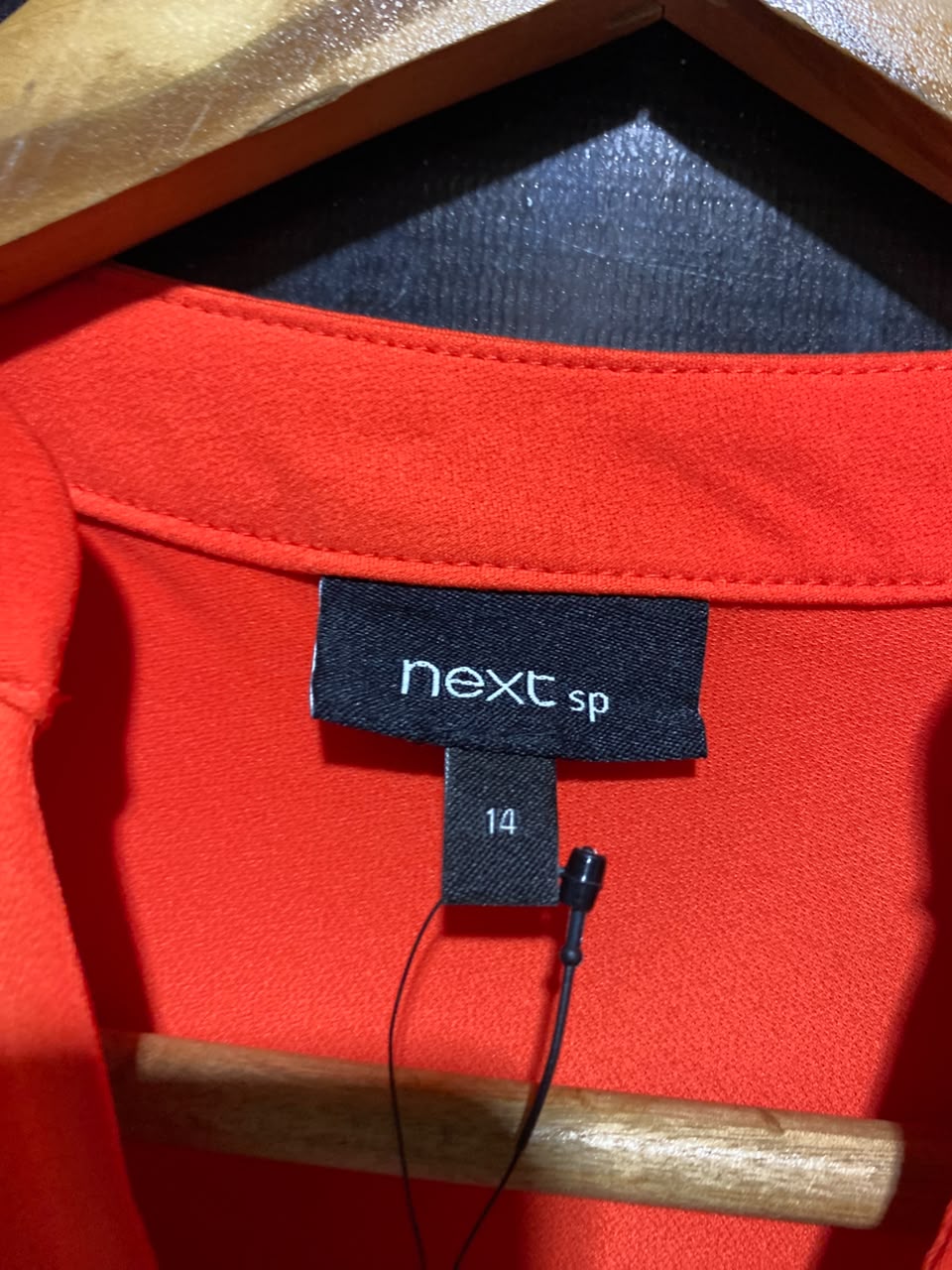 NEXT |L| BUST 21| A12| BRIGHT RED PUFF SLEEVE BLOUSE - V-SPLIT NECK TOP