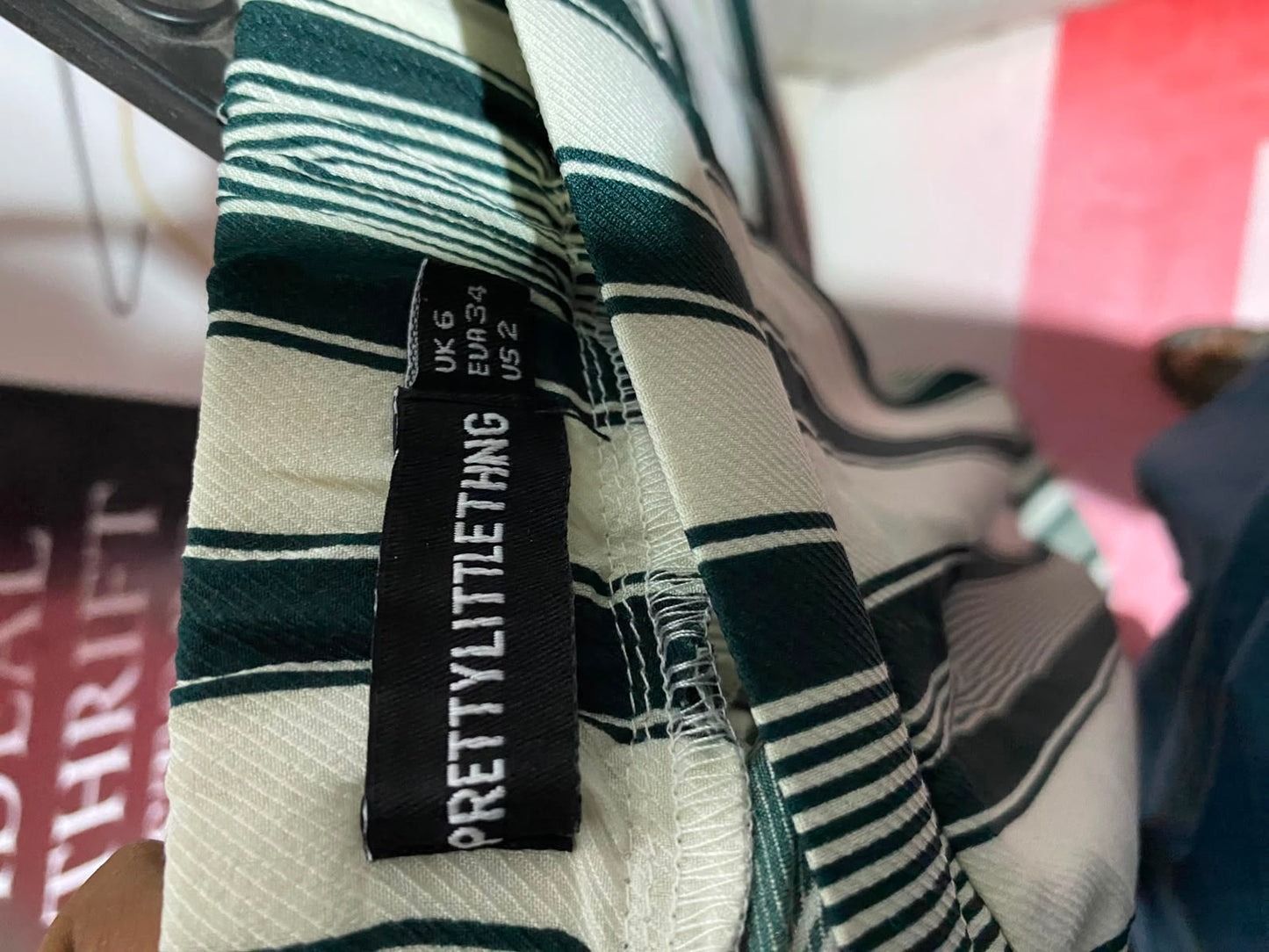 PRETTYLITTLE THING |XS| WAIST 24| A14| WOMEN'S VERTICAL STRIPED HIGH-WAISTED WIDE-LEG TROUSERS - DARK GREEN & CREAM
