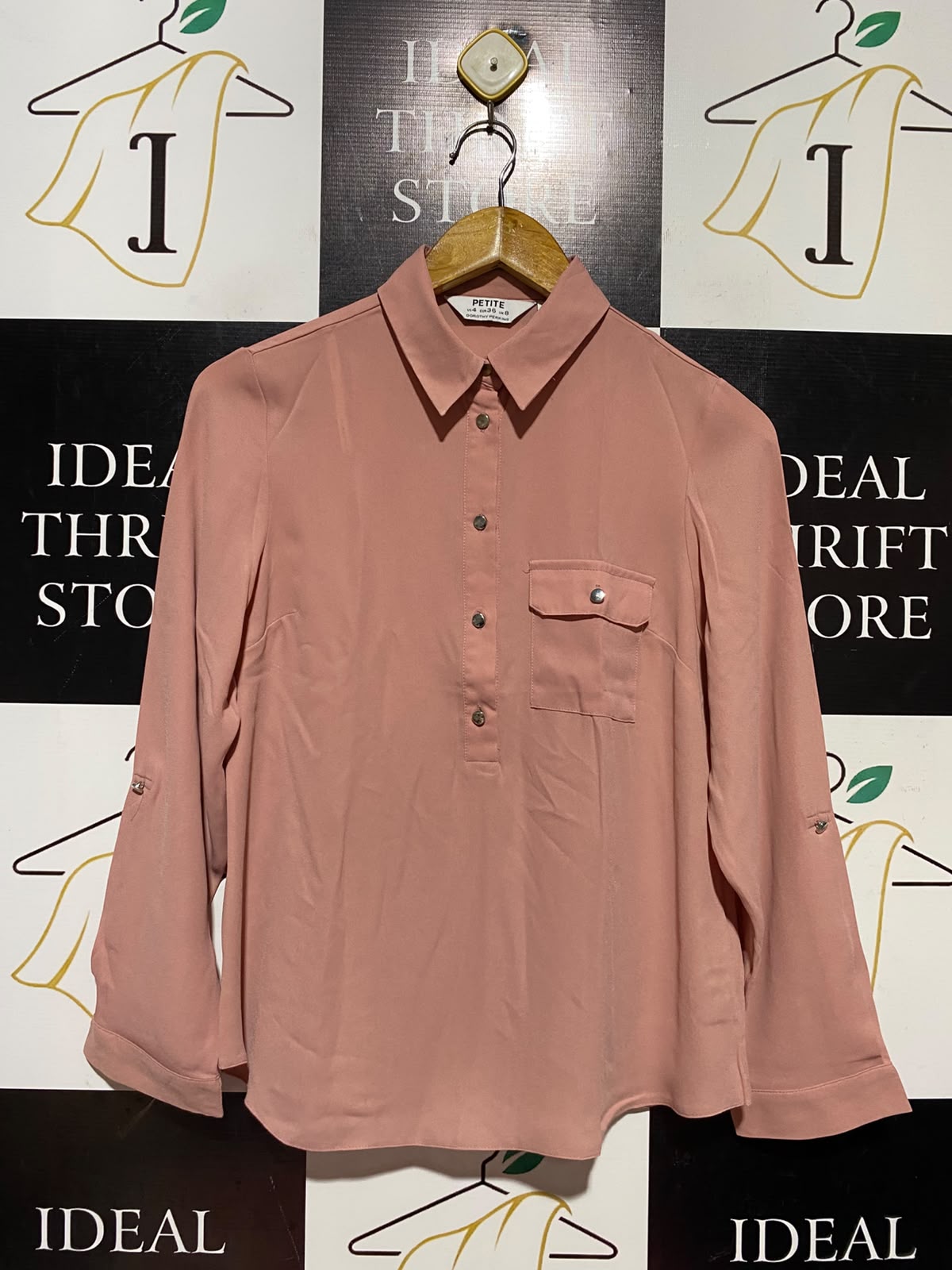 PETITE |M| BUST 18| A14| DUSTY PINK BUTTON-DOWN ROLL-TAB SLEEVE BLOUSE