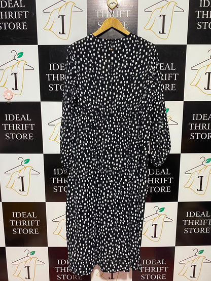 SIMPIY BE |L| BUST 20| A14| BLACK & WHITE ABSTRACT POLKA DOT DROP-WAIST MIDI DRESS