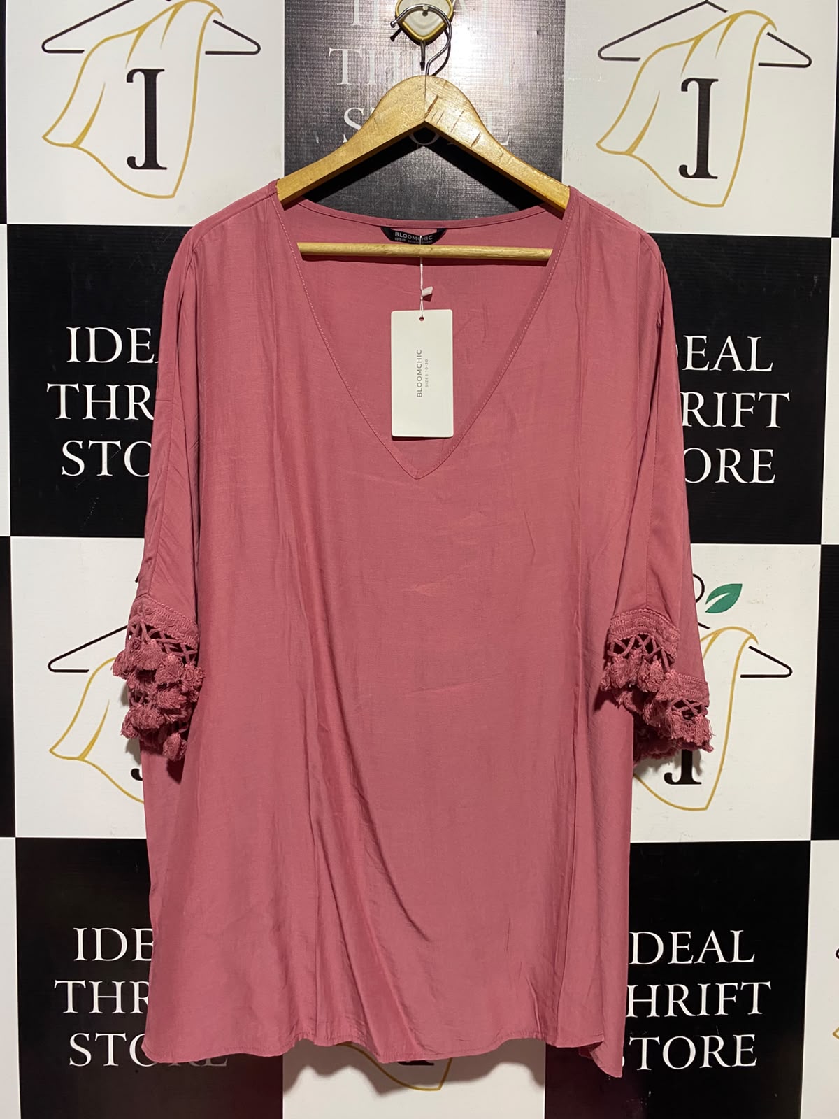 BLOOM CHIC |XL| BUST 26| A14| WOMEN'S MAUVE PINK CROCHET TASSEL-SLEEVE V-NECK TUNIC TOP