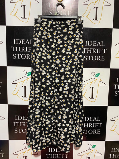 SHEIN |S| WAIST 27| A13| BLACK & WHITE DAISY PRINT HIGH-WAISTED MAXI SKIRT