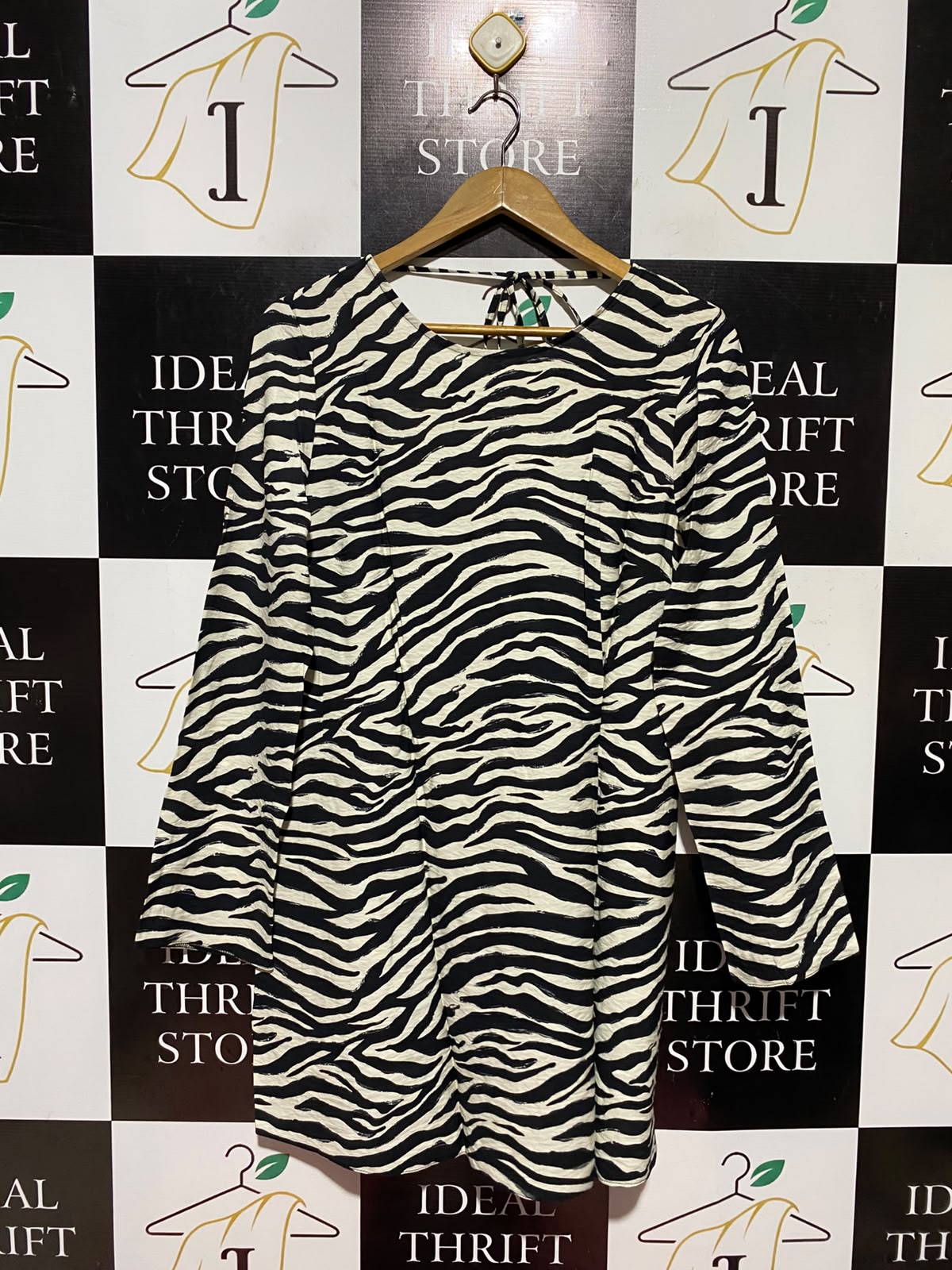 PRIMARK |L| BUST 18| A13| WOMEN'S MONOCHROME ZEBRA STRIPE TIE-BACK LONG-SLEEVE MINI DRESS