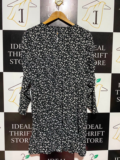 PAPAYA |M| BUST 21| A15| BLACK & WHITE FLORAL LONG SLEEVE MINI DRESS - CASUAL DITSY FLORAL SHORT DRESS