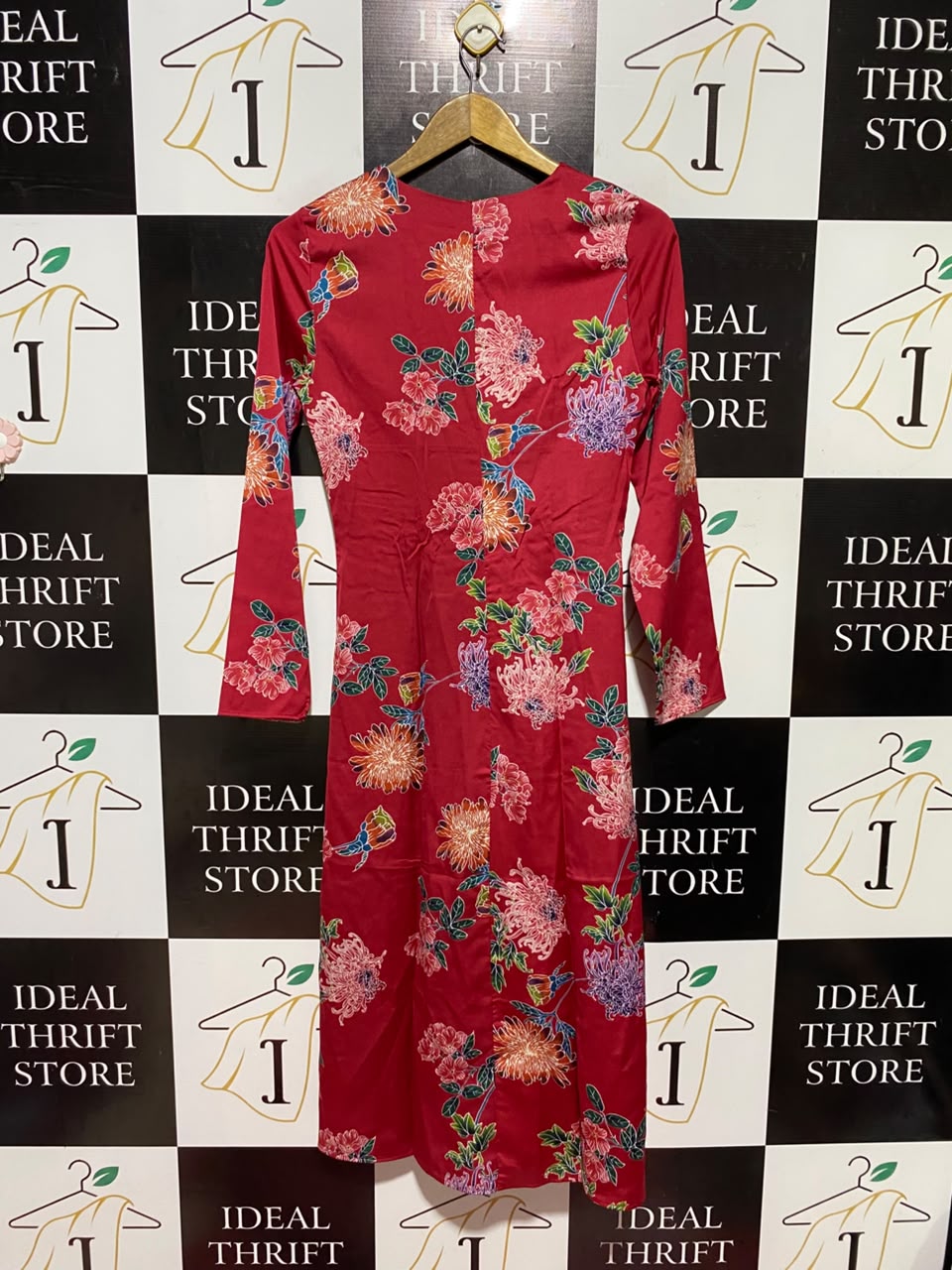 M&S |S| BUST 16| A15| RED FLORAL LACE-UP FRONT MIDI DRESS - LONG SLEEVE V-NECK DRESS
