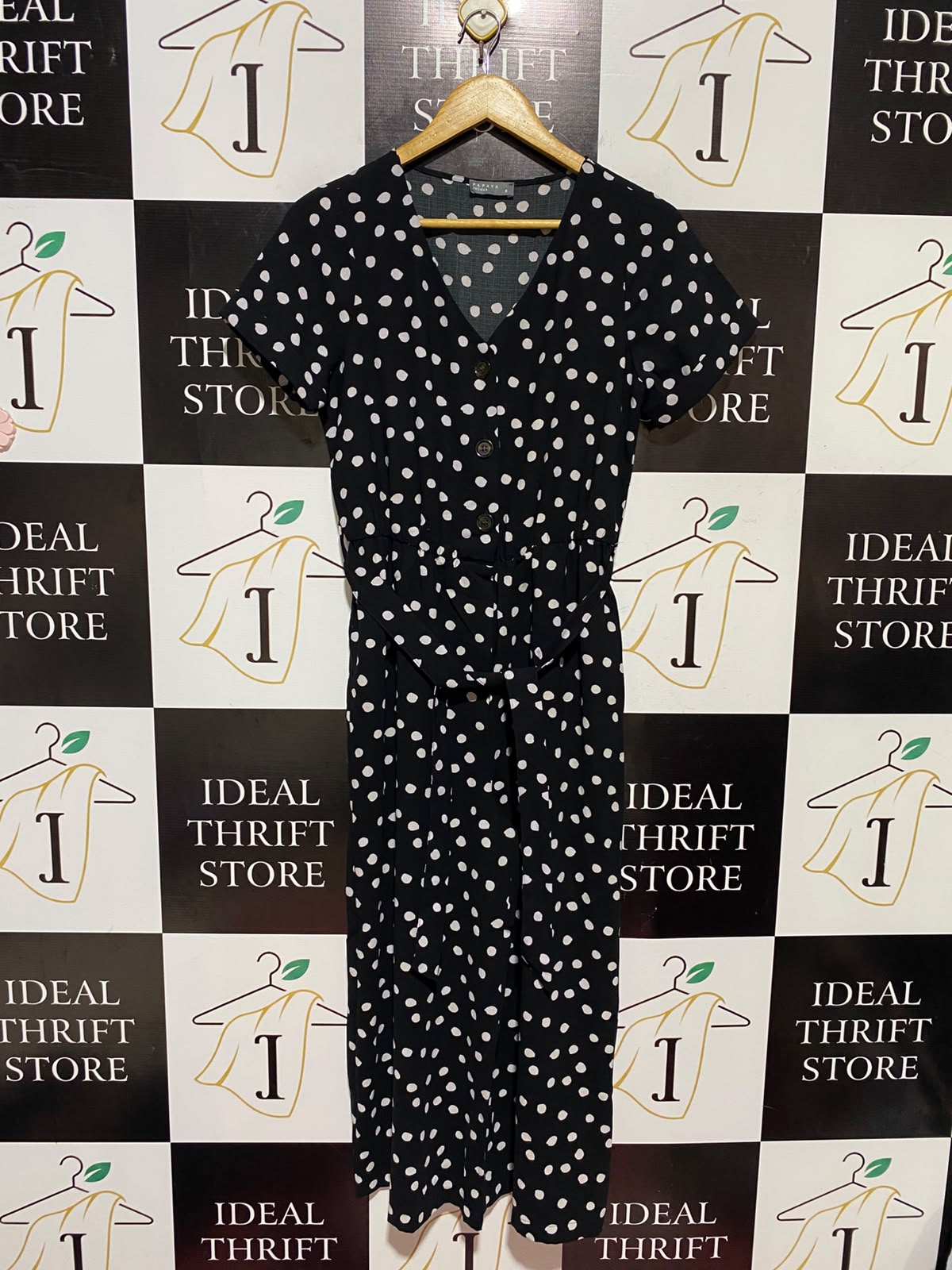 PAPAYA |S| BUST 17| A15| BLACK & WHITE POLKA DOT BUTTON-FRONT JUMPSUIT - SHORT SLEEVE BELTED CASUAL JUMPSUIT