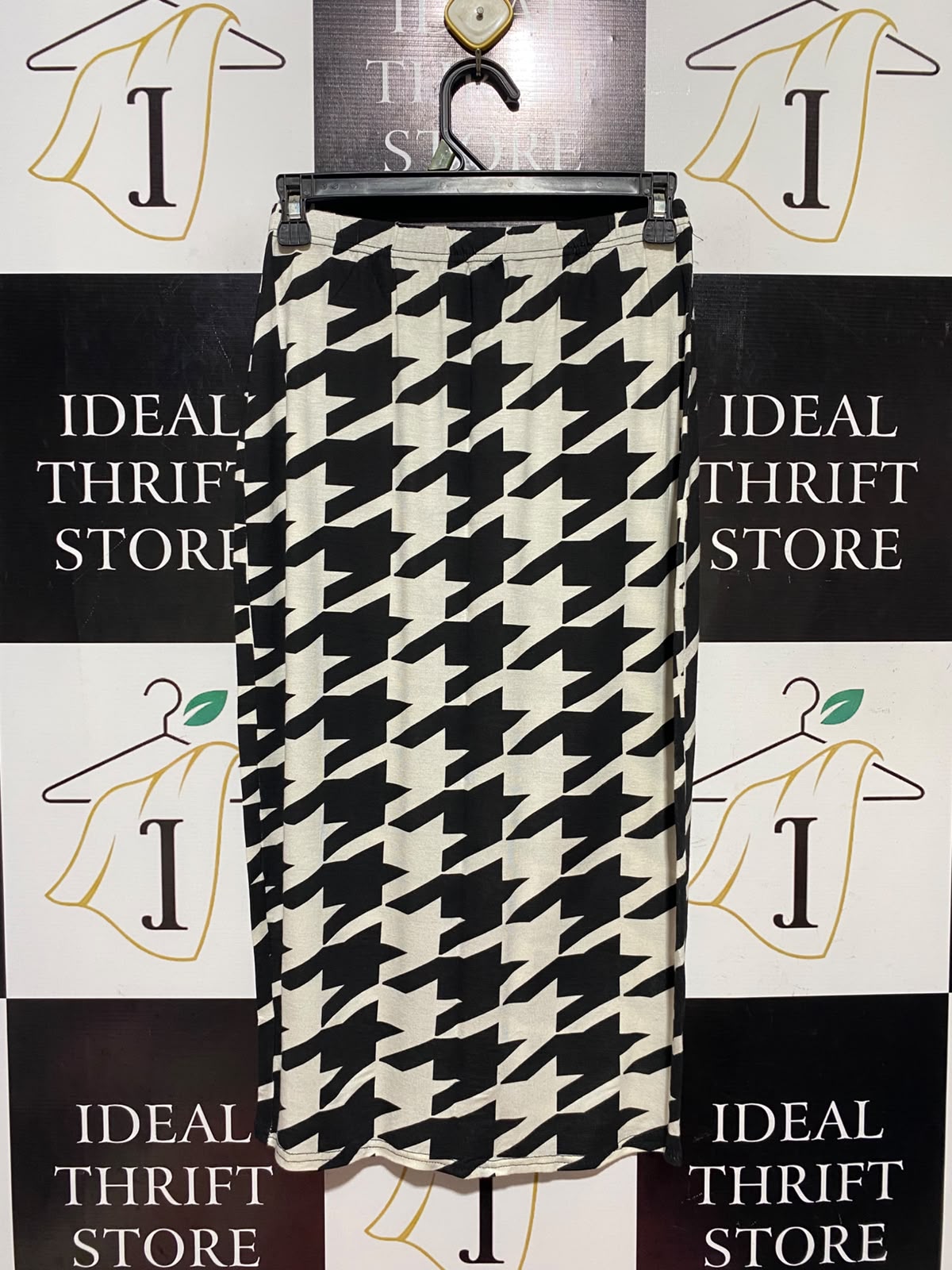 BOOHOO |XS| WAIST 24| A14| BLACK & WHITE HOUNDSTOOTH MIDI SKIRT - HIGH-WAISTED STRETCH PENCIL SKIRT