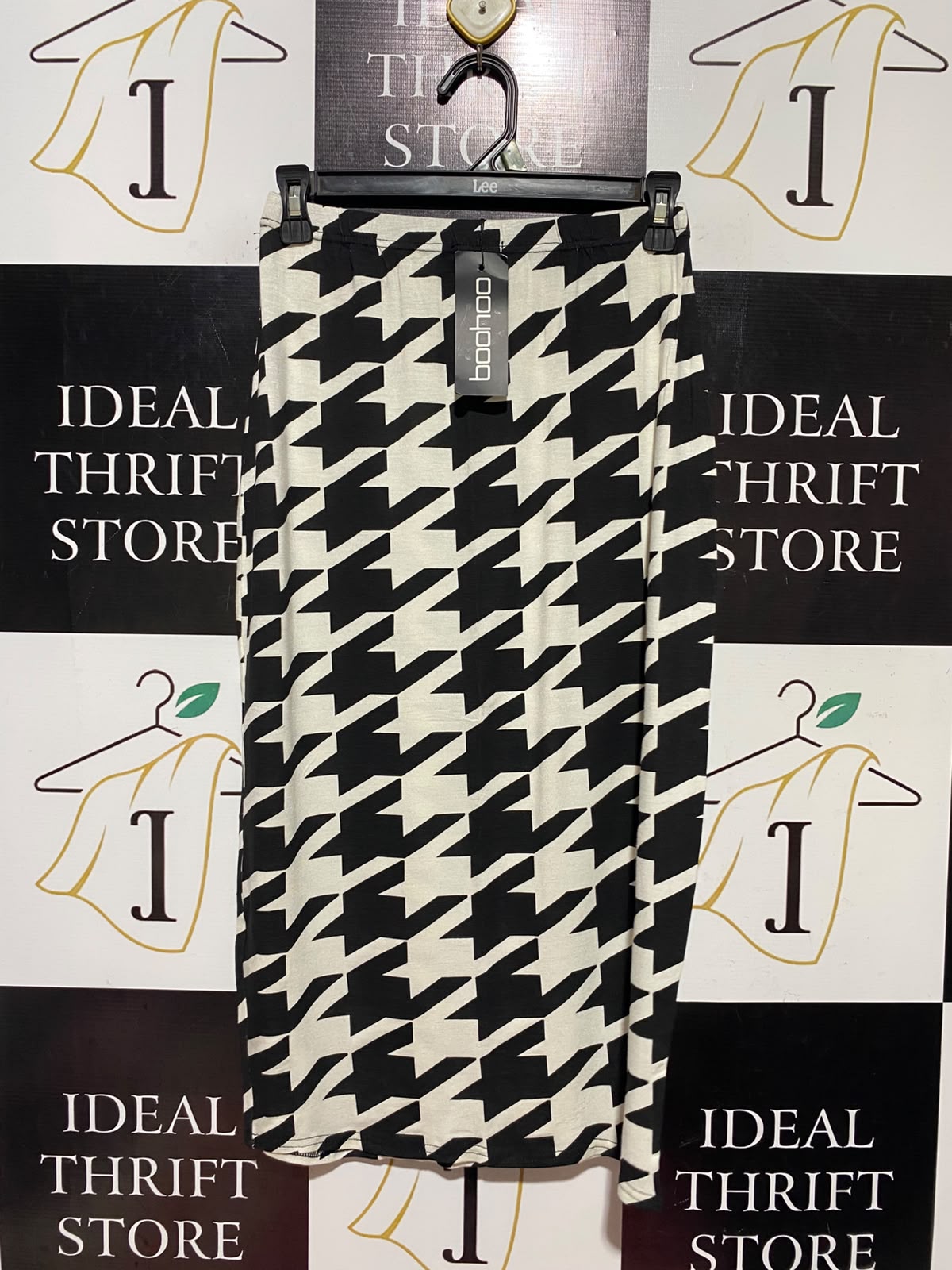 BOOHOO |XS| WAIST 24| A14| BLACK & WHITE HOUNDSTOOTH MIDI SKIRT - HIGH-WAISTED STRETCH PENCIL SKIRT
