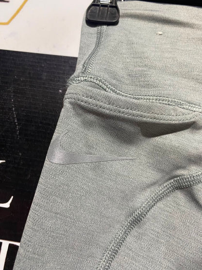 NIKE |S| WAIST 24| A16| SAGE GREY HIGH-WAISTED DRAWSTRING ATHLETIC LEGGINGS